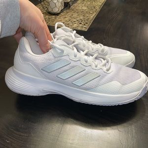 ADIDAS Gamecourt 2 volleyball shoes women’s size 8